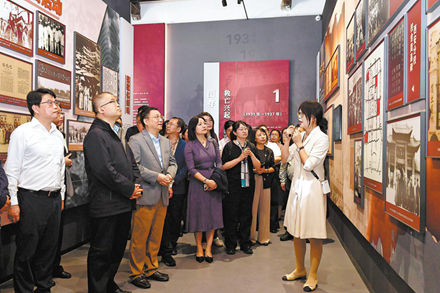 Colleges' wartime resilience exhibited