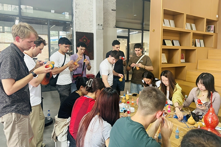 Chinese corner event connects international students