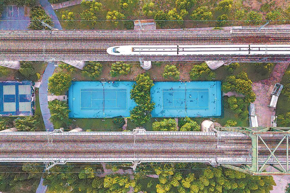 转角遇见运动场