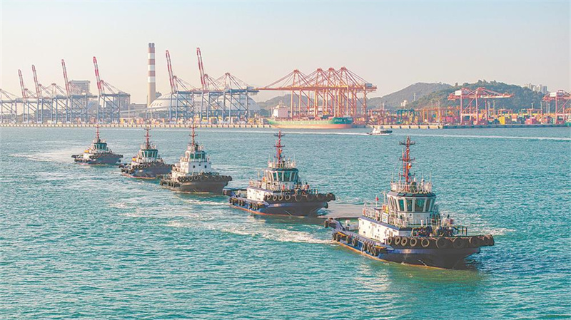 国内最大规模新能源拖轮船队在厦投用