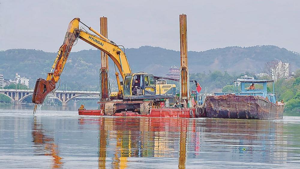 沙溪河沙县河段一片繁忙